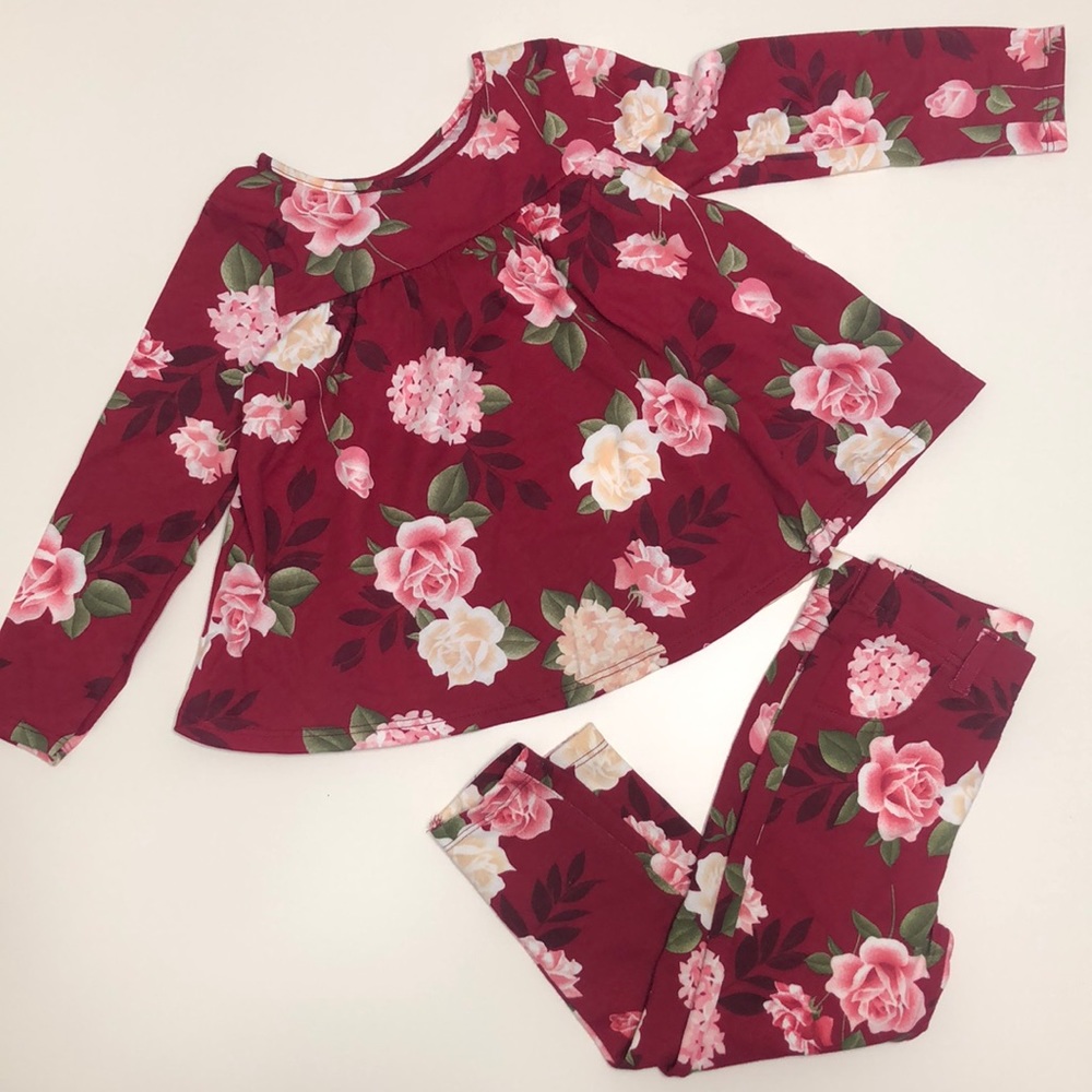 Matching floral outfit 🌺